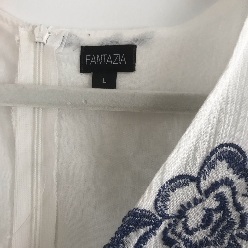 Dress - Picture 4 of 4